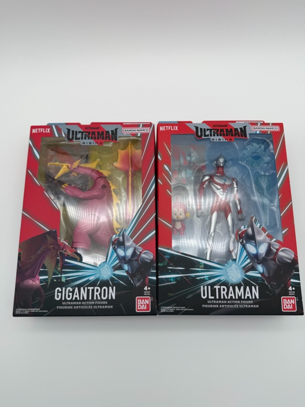Bandai Ultraman & Gigantron Action Figures - Red, Pink